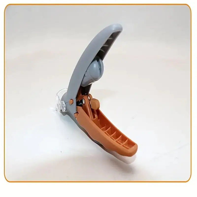 Pet Care Paradise ClearCut LED Clipper